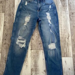 Hollister High-Rise Mom Jeans size 7S